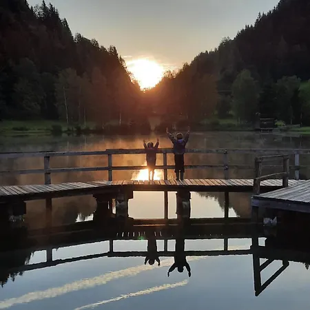 キャンプ場 Berg & Hideaway